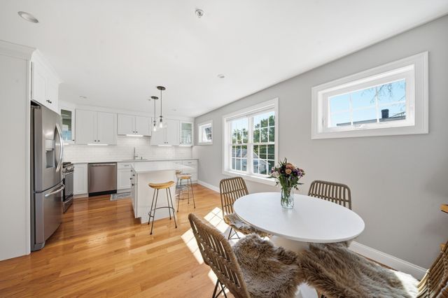 61 Valley St 2, Wakefield, MA 01880
