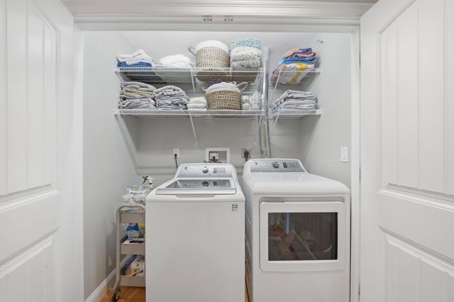 61 Valley St 2, Wakefield, MA 01880