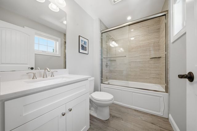 61 Valley St 2, Wakefield, MA 01880