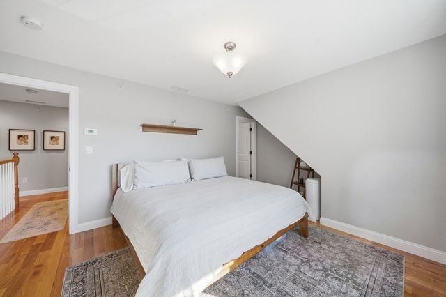 61 Valley St 2, Wakefield, MA 01880