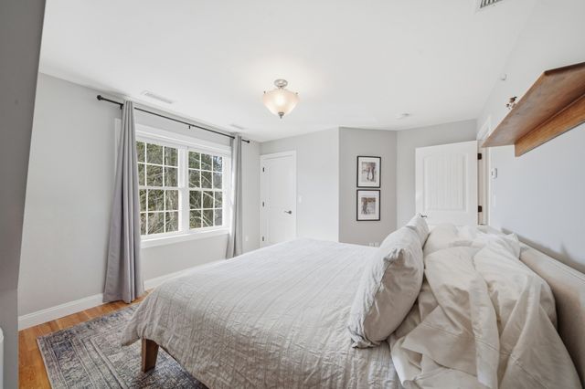 61 Valley St 2, Wakefield, MA 01880