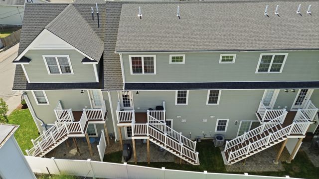 61 Valley St 2, Wakefield, MA 01880