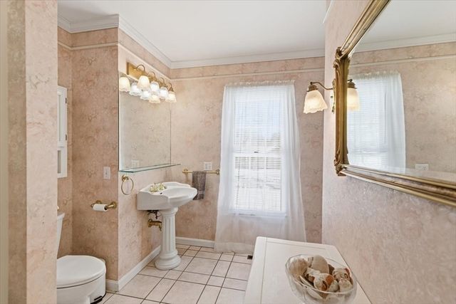 32 Niagara, Yarmouth, MA 02673