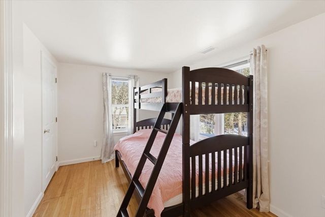 32 Niagara, Yarmouth, MA 02673