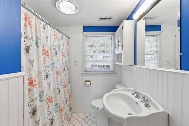 32 Niagara, Yarmouth, MA 02673