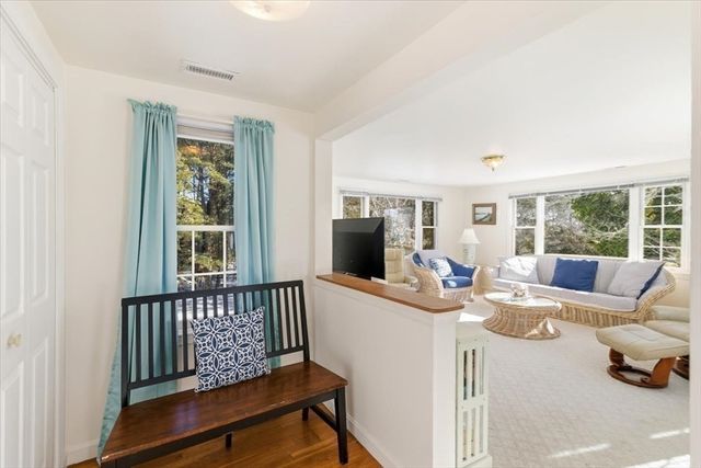 32 Niagara, Yarmouth, MA 02673