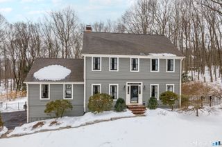 39 Bradley Lane, Newtown, CT 06482