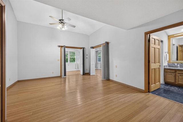 25717 TROON AVENUE, Sorrento, FL 32776