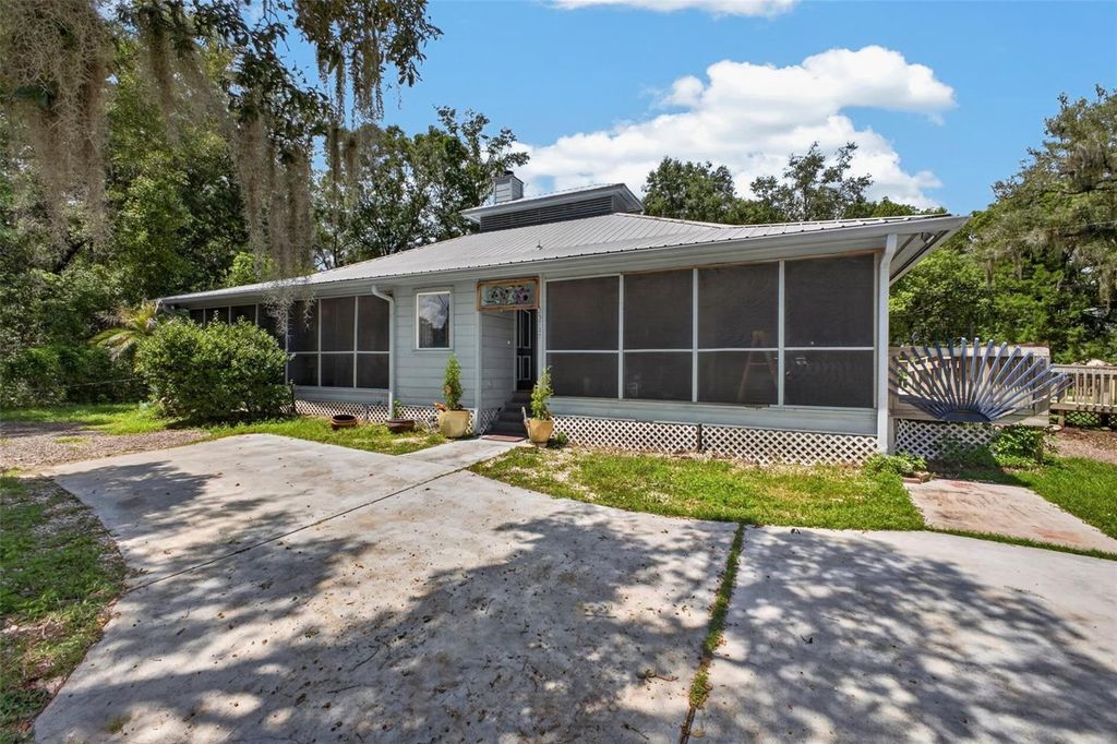 25717 TROON AVENUE, Sorrento, FL 32776