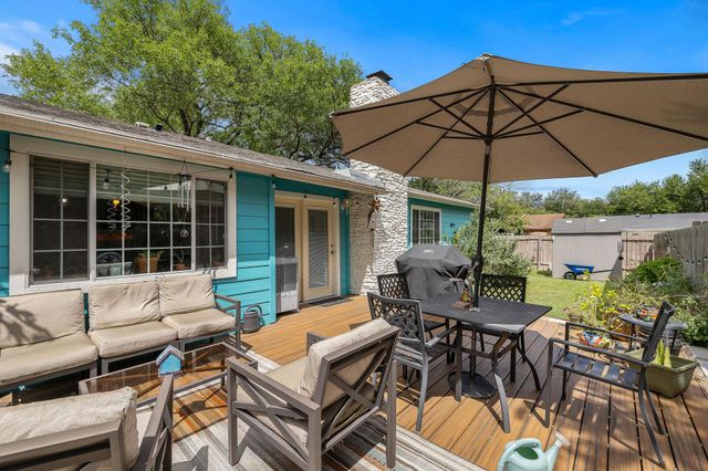 5702 Palo Blanco LN A, Austin, TX 78744