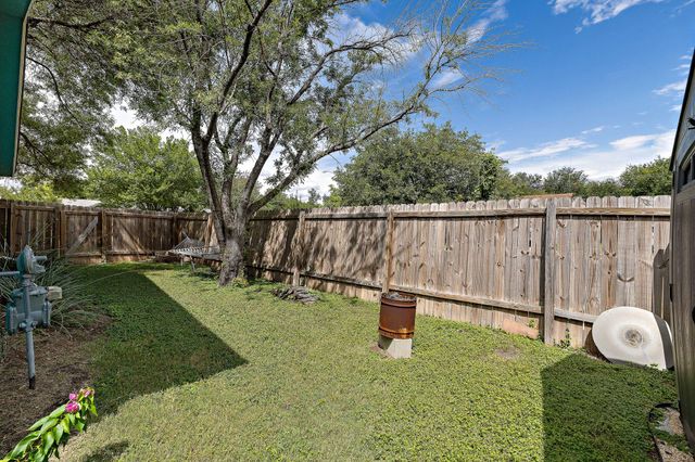 5702 Palo Blanco LN A, Austin, TX 78744