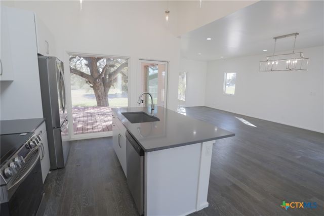 2826 Estate Drive, Belton, TX 76513