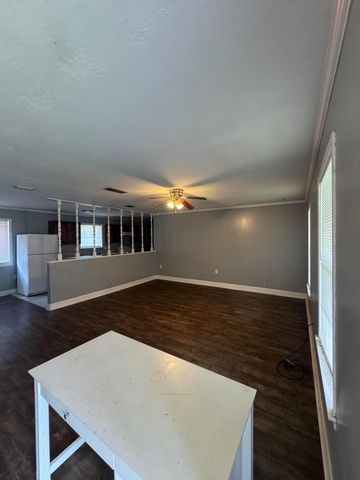 133 City Park, Hattiesburg, MS 39401