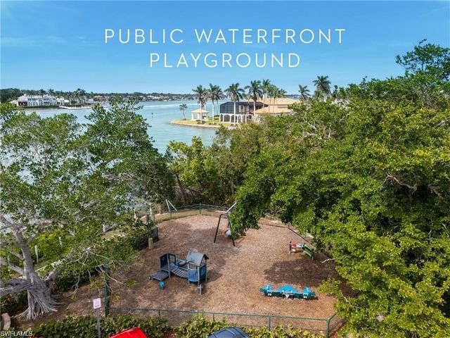 1855 Danford ST A, Naples, FL 34112