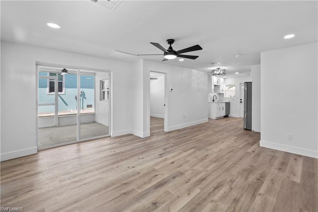 1855 Danford ST A, Naples, FL 34112