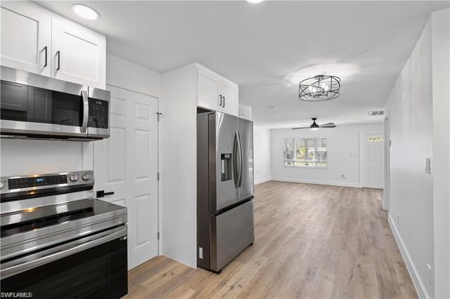 1855 Danford ST A, Naples, FL 34112