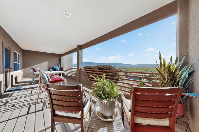 1732 Cliffside Drive NW, Albuquerque, NM 87105