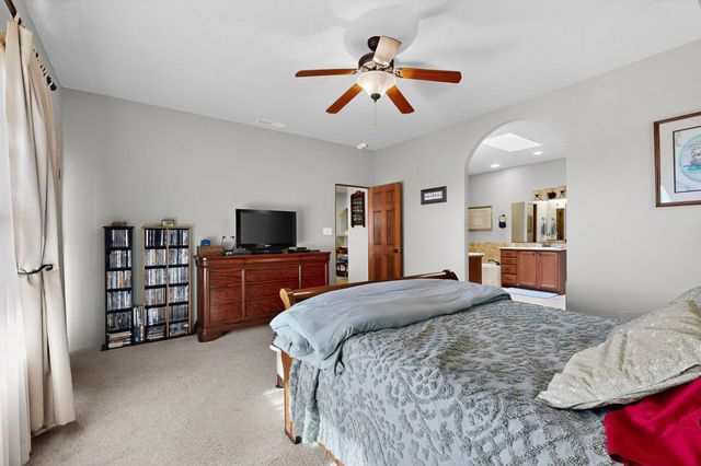 1732 Cliffside Drive NW, Albuquerque, NM 87105