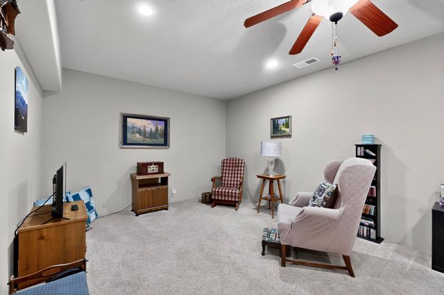 1732 Cliffside Drive NW, Albuquerque, NM 87105