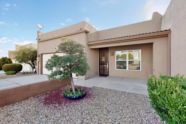 1732 Cliffside Drive NW, Albuquerque, NM 87105