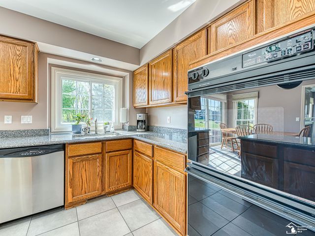 839 Kings Park Road, Monroe Twp, MI 48161