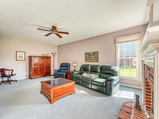 839 Kings Park Road, Monroe Twp, MI 48161