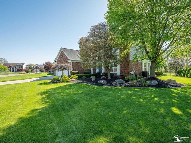 839 Kings Park Road, Monroe Twp, MI 48161