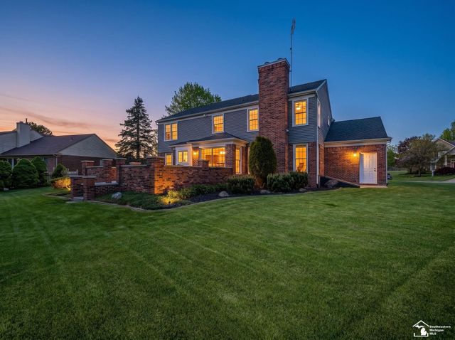 839 Kings Park Road, Monroe Twp, MI 48161