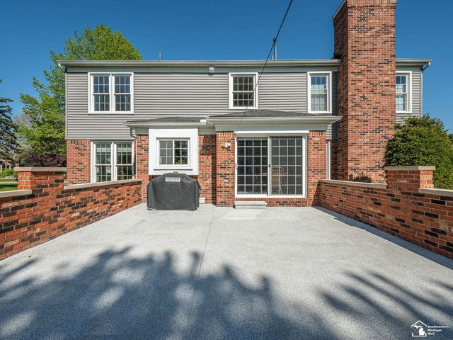839 Kings Park Road, Monroe Twp, MI 48161