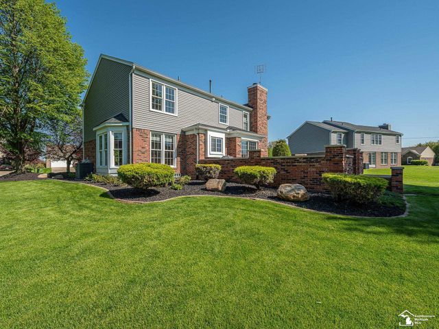839 Kings Park Road, Monroe Twp, MI 48161