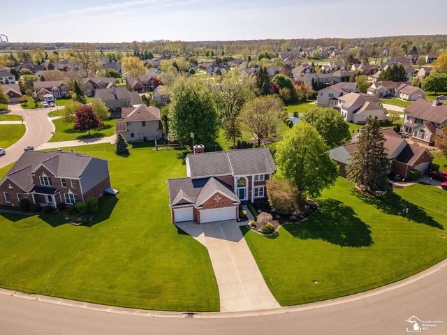 839 Kings Park Road, Monroe Twp, MI 48161