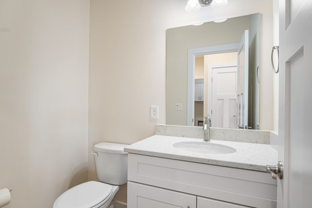 6903 Doral DR, Radford, VA 24141