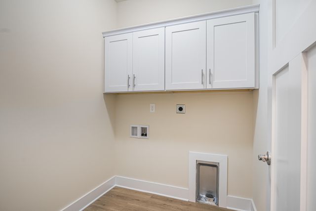 6903 Doral DR, Radford, VA 24141