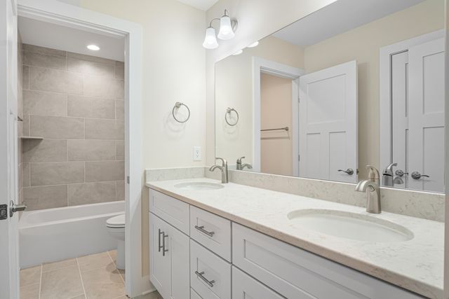 6903 Doral DR, Radford, VA 24141