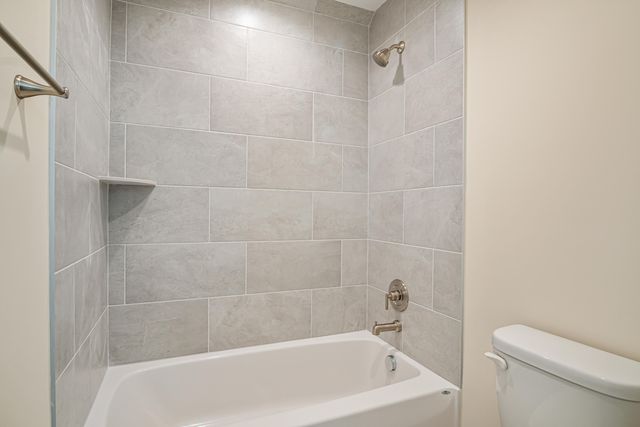 6903 Doral DR, Radford, VA 24141