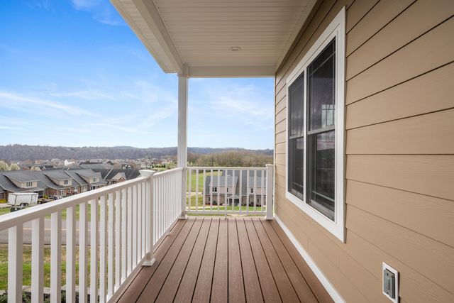 6903 Doral DR, Radford, VA 24141