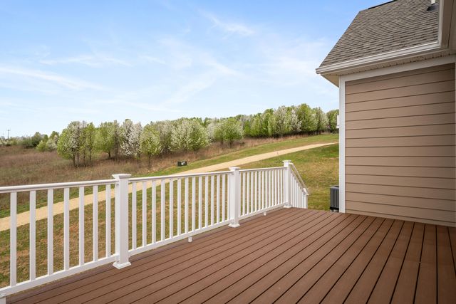 6903 Doral DR, Radford, VA 24141