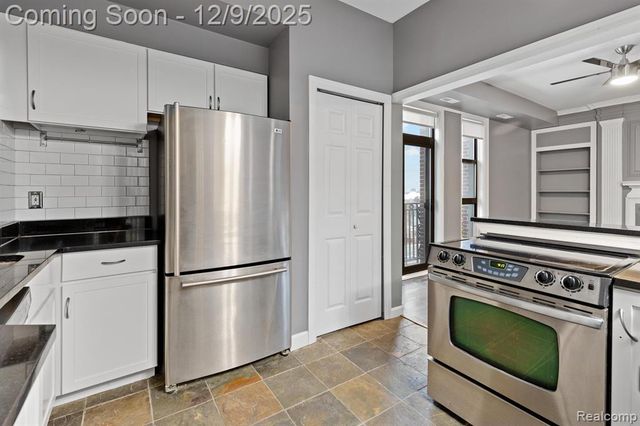 2900 E Jefferson Avenue D601, Detroit, MI 48207