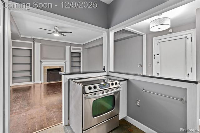 2900 E Jefferson Avenue D601, Detroit, MI 48207