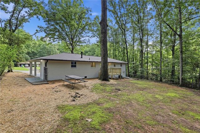 5995 N Bear Drive, Douglasville, GA 30135