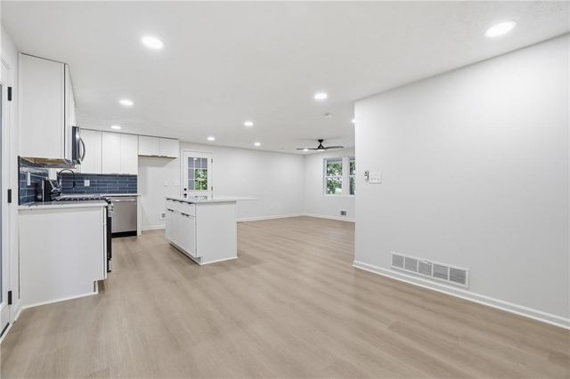 5995 N Bear Drive, Douglasville, GA 30135