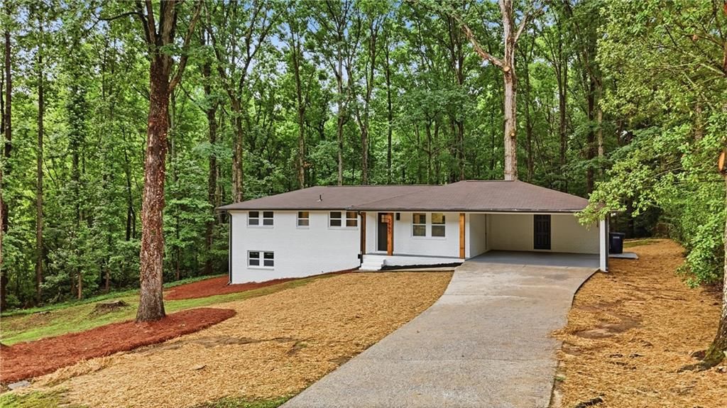 5995 N Bear Drive, Douglasville, GA 30135