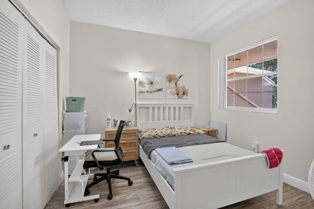 2361 NW 96TH Terrace 18K, Pembroke Pines, FL 33024