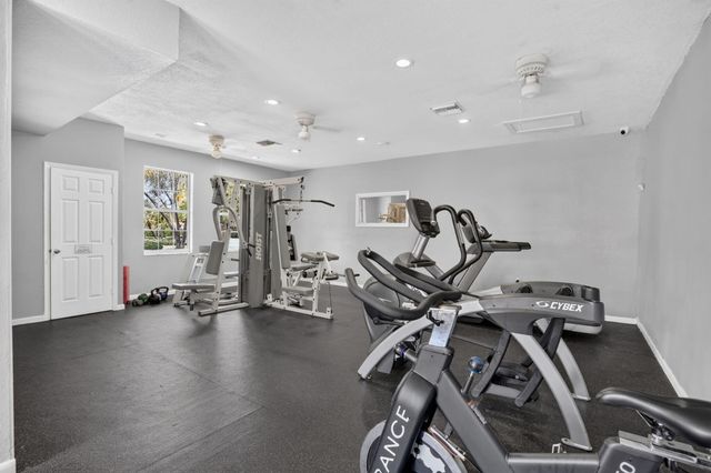 2361 NW 96TH Terrace 18K, Pembroke Pines, FL 33024