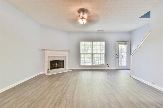 1526 Viero Drive, Lawrenceville, GA 30044