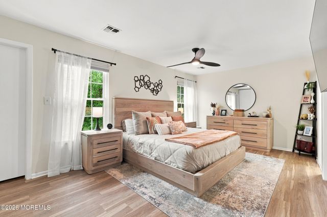 60 County Road 33f, Cliffwood, NJ 07721