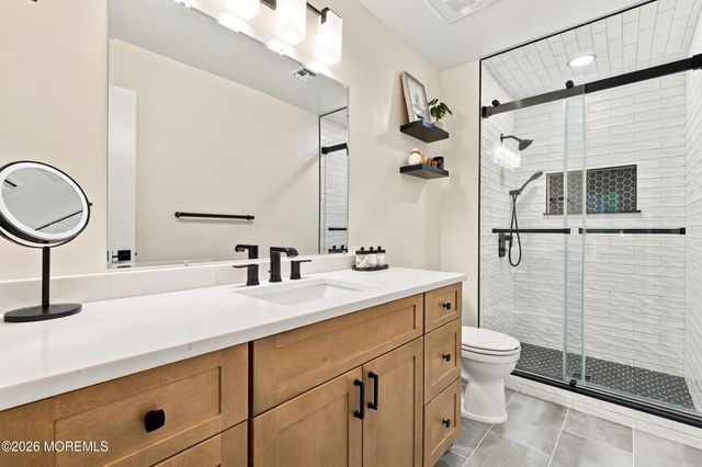 60 County Road 33f, Cliffwood, NJ 07721