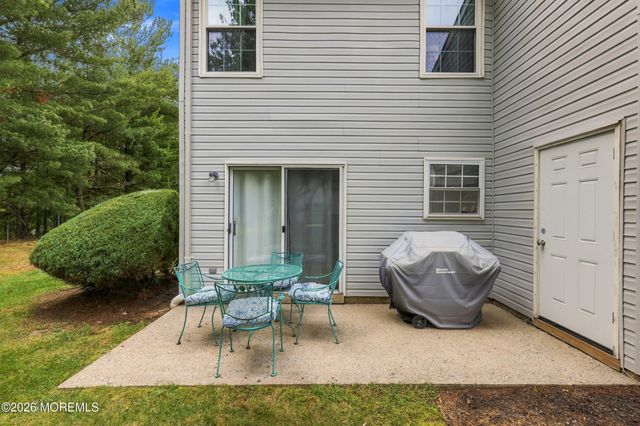 60 County Road 33f, Cliffwood, NJ 07721