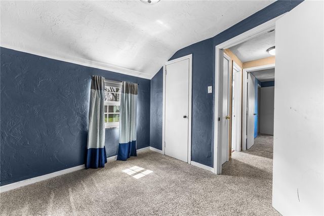 251 Crescent Pines Dr, Penn Hills, PA 15147