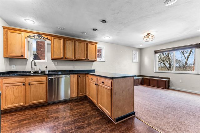 251 Crescent Pines Dr, Penn Hills, PA 15147